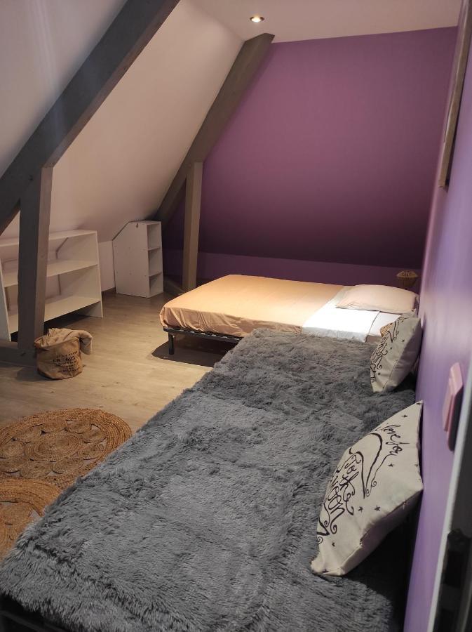 Agreable Et Spacieuse Chambre Familiale Sansac-de-Marmiesse Exterior photo